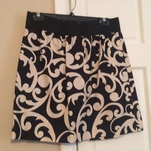 LOFT thick patterned skirt